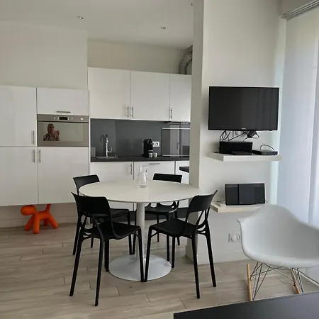 Apartman Carre D'or Super 2 Pieces *